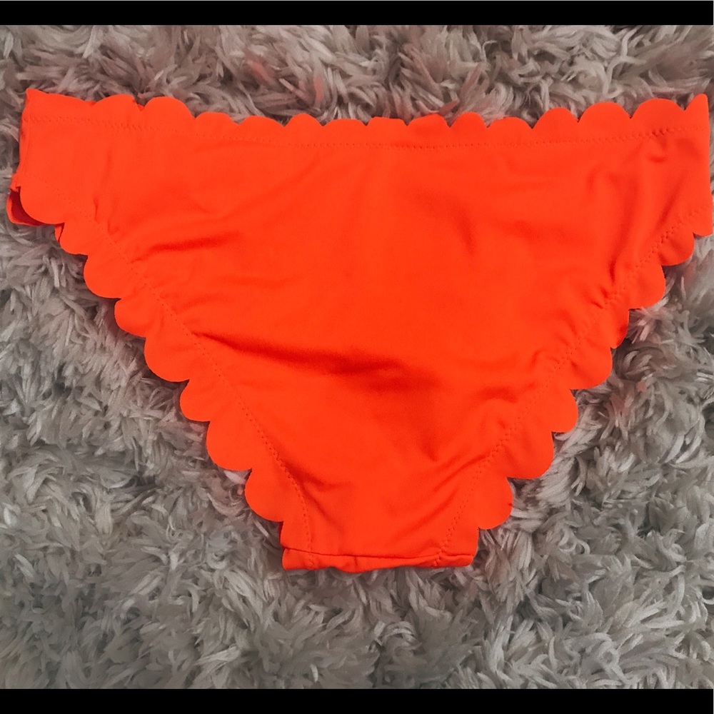 Swimsuit - Picture 3 of 3